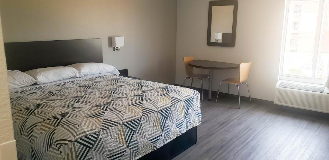 Motel 6 Mobile, Al - Airport Blvd Экстерьер фото